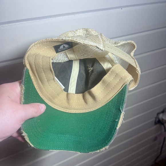 Woman’s hat - Picture 5 of 6